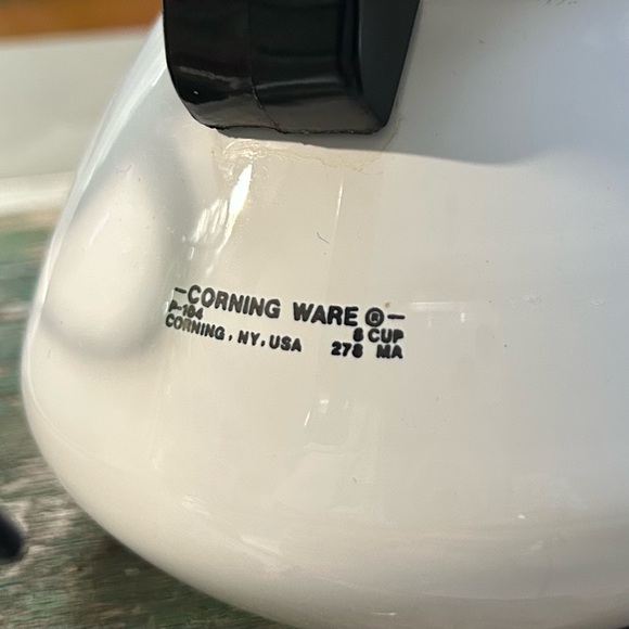 Corningware White Floral Teapot with Black Handle and Silver Lid - Picture 14 of 14